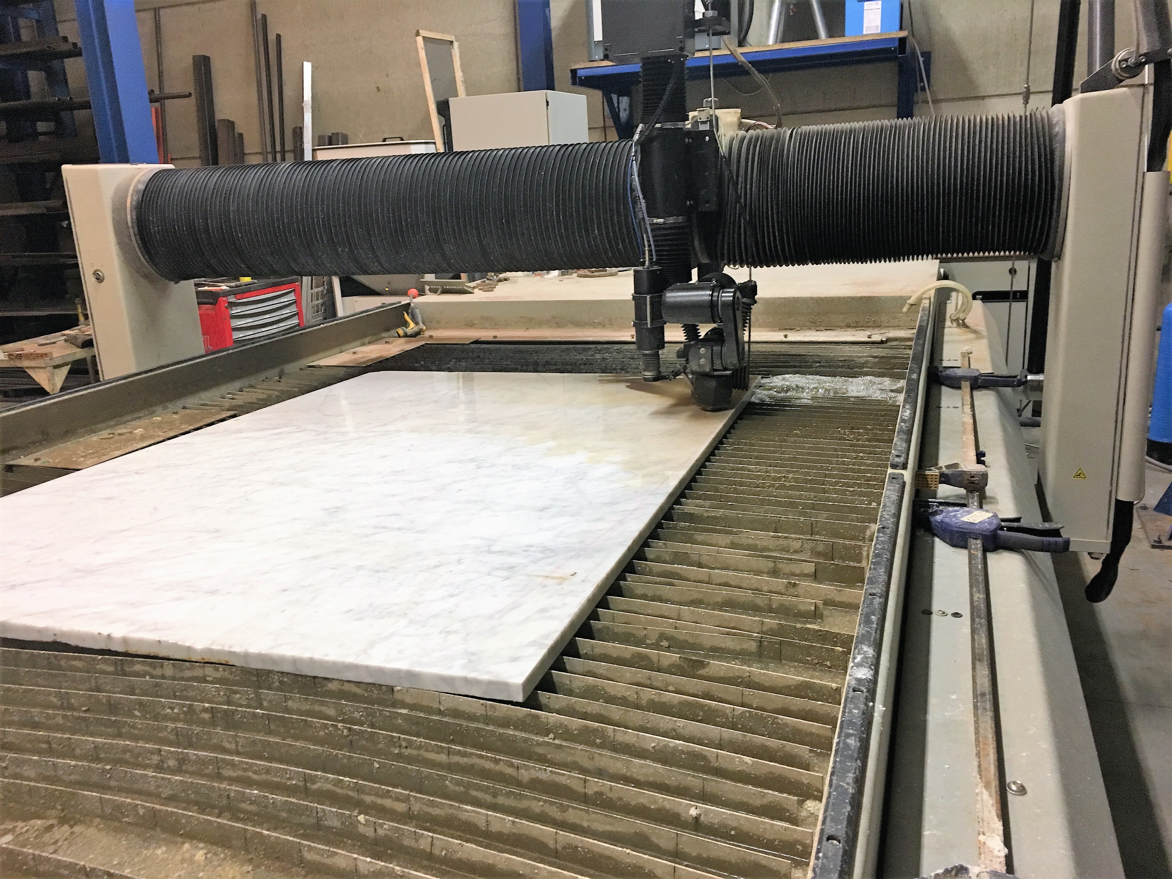 Gebruikt 2017 OMAX 80X