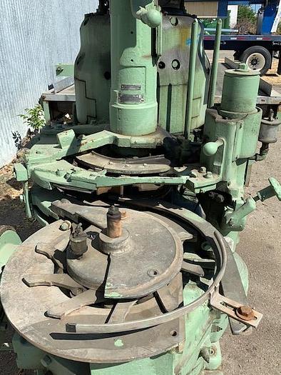 Used Canco 459 Automatic Closing Machine