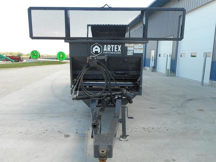 Used ARTEX SB200 Manure Spreader