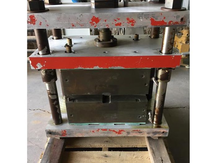 Used 30 Ton Danly 4 Post Screw Press