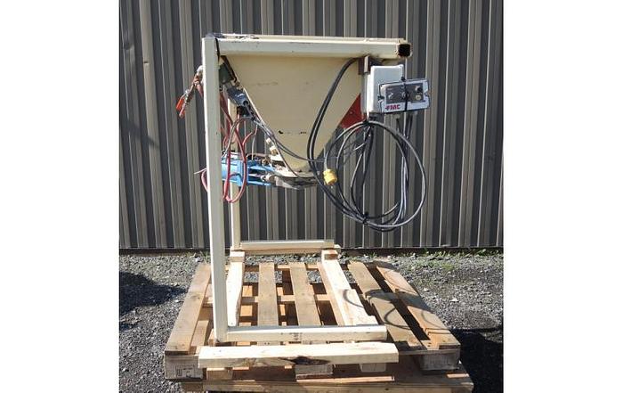 Used USED VIBRATORY FEEDER, CARBON STEEL