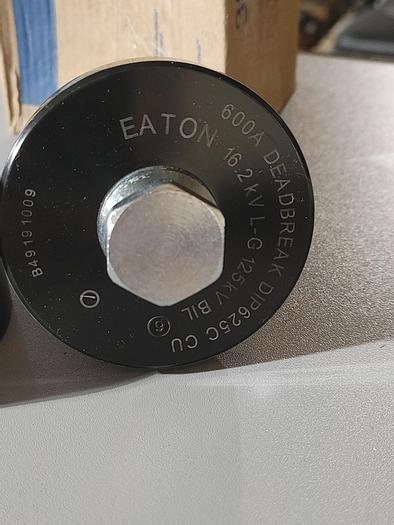 Used EATON COOPER DIP625C DEADEND PLUG 16.2 KV L-G 125KV BIL (110)