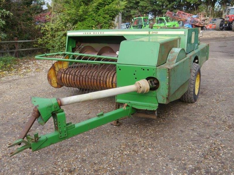 Used John Deere 342 Baler