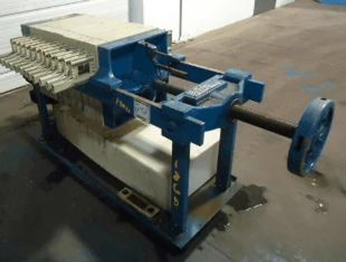 Used 2 CU. FT. PERRIN FILTER PRESS 470 MM – C.G.R. – MANUAL CLOSURE