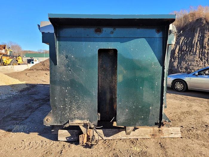 Used 18ft. 6in. Crysteel Box & Hoist