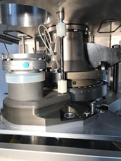 Used Fette P2000 Tablet Press