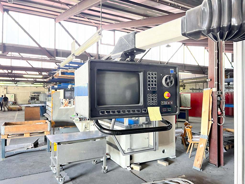Used Trumpf Trumabend V50 - Press Brake - 2000