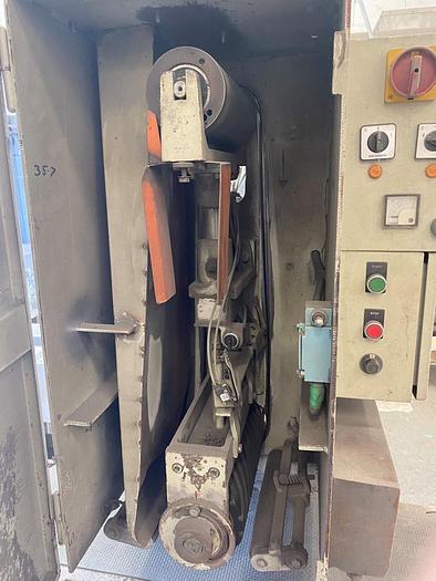 Used 2001 Jakob Loewer ST 300 Heavy Duty Dry Grinding Machine