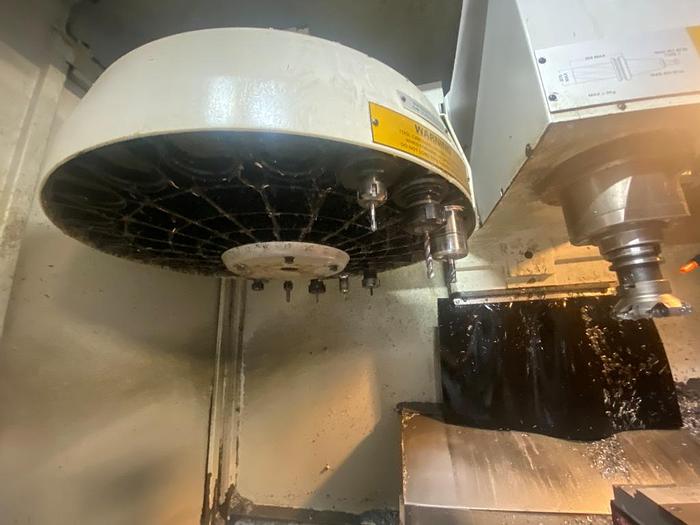 Used 2000 Bridgeport VMC 600/22 Digital Machining Center