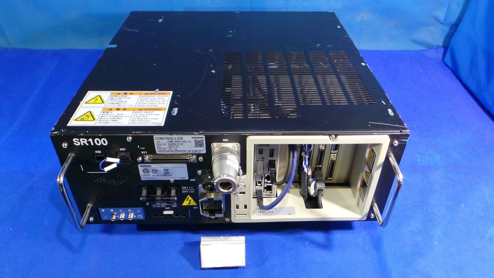 Used Yaskawa ERMR-AS00-B301-E1 Robot, Controller Robot, ERMR-AS00-B301-E1 / RS100 / Yaskawa