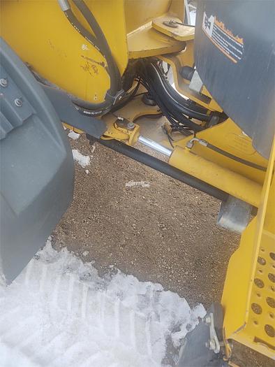 Used 2016 DEERE 324K
