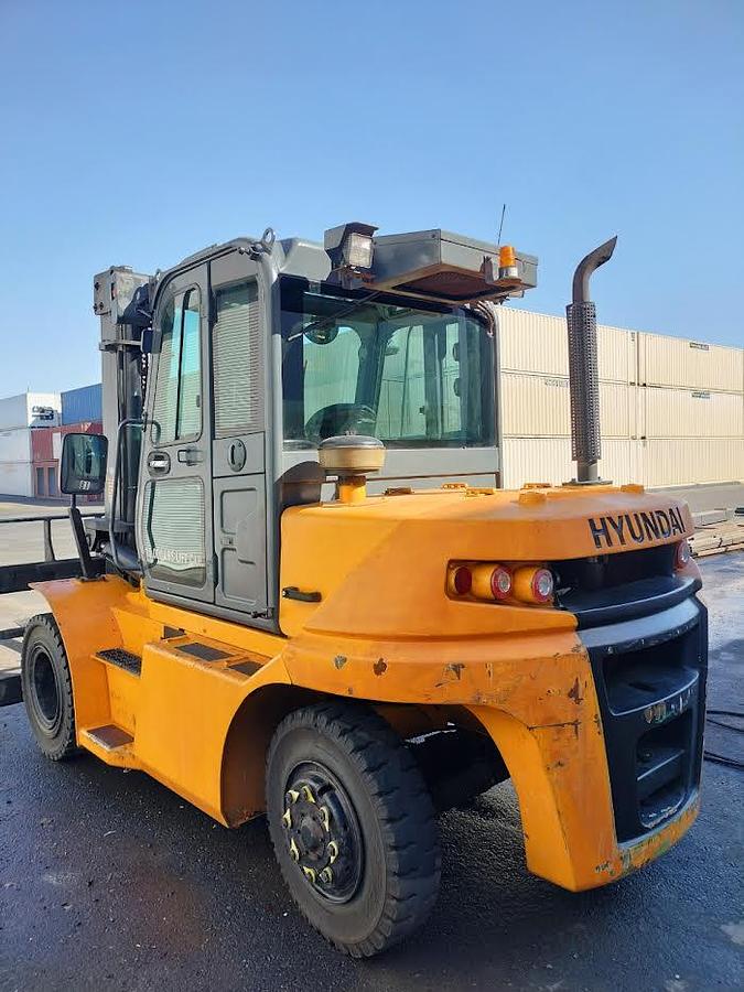 Used 2018 Hyundai 70D-9