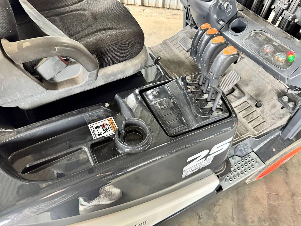 Refurbished 2014 Doosan BobCat GC25P-5