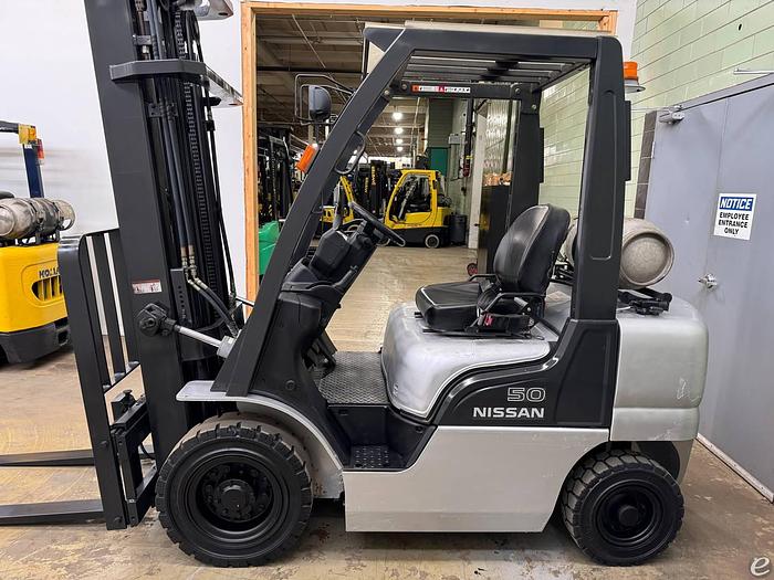 Used 2007 Nissan PF50