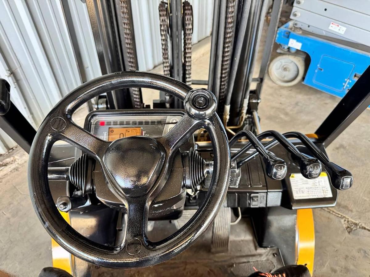 Refurbished 2020 CAT / Mitsubishi FG25N