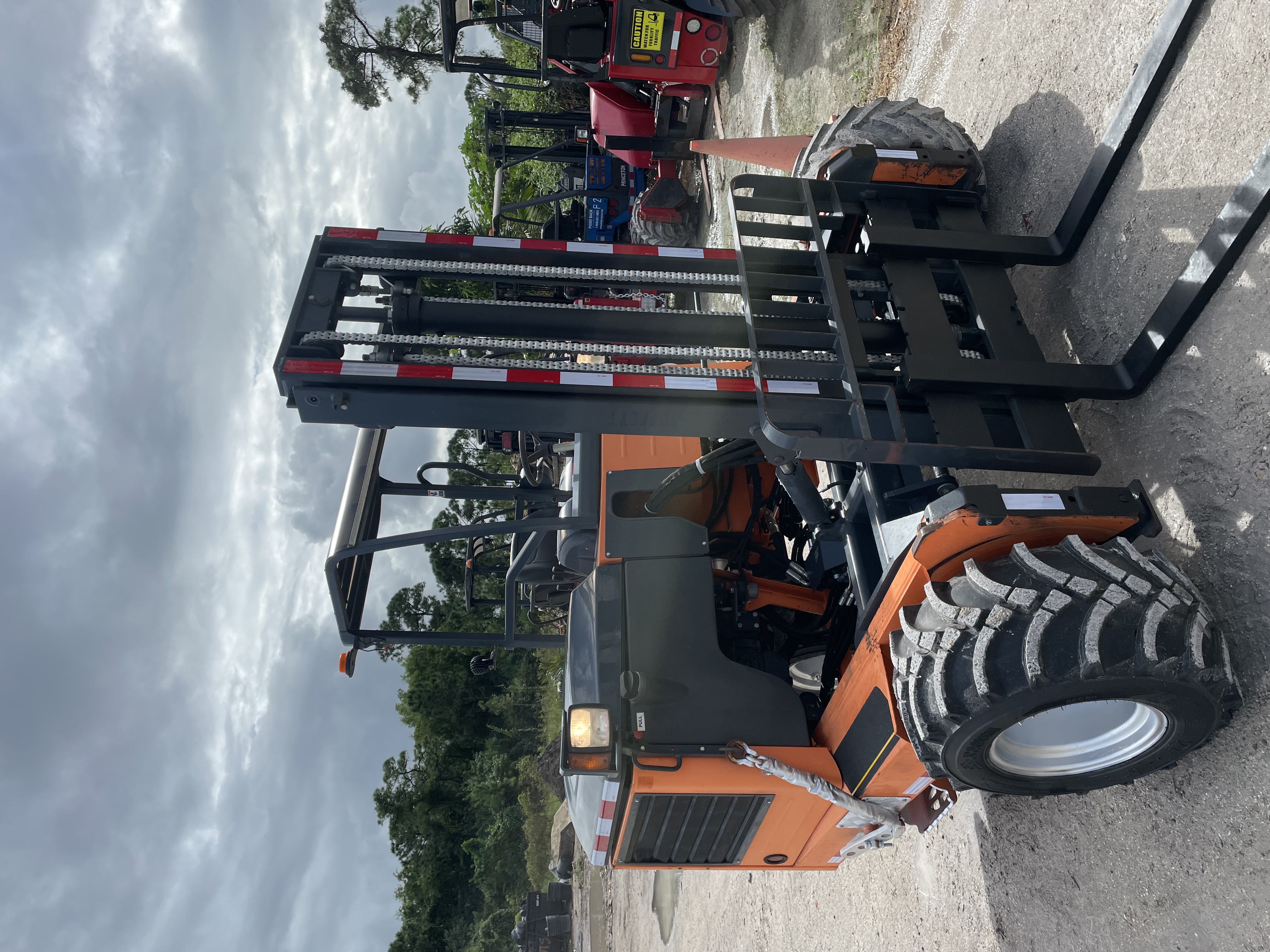 Used 2016 Moffett M8 Piggyback
