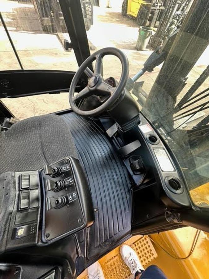 Used 2011 Yale GDP360