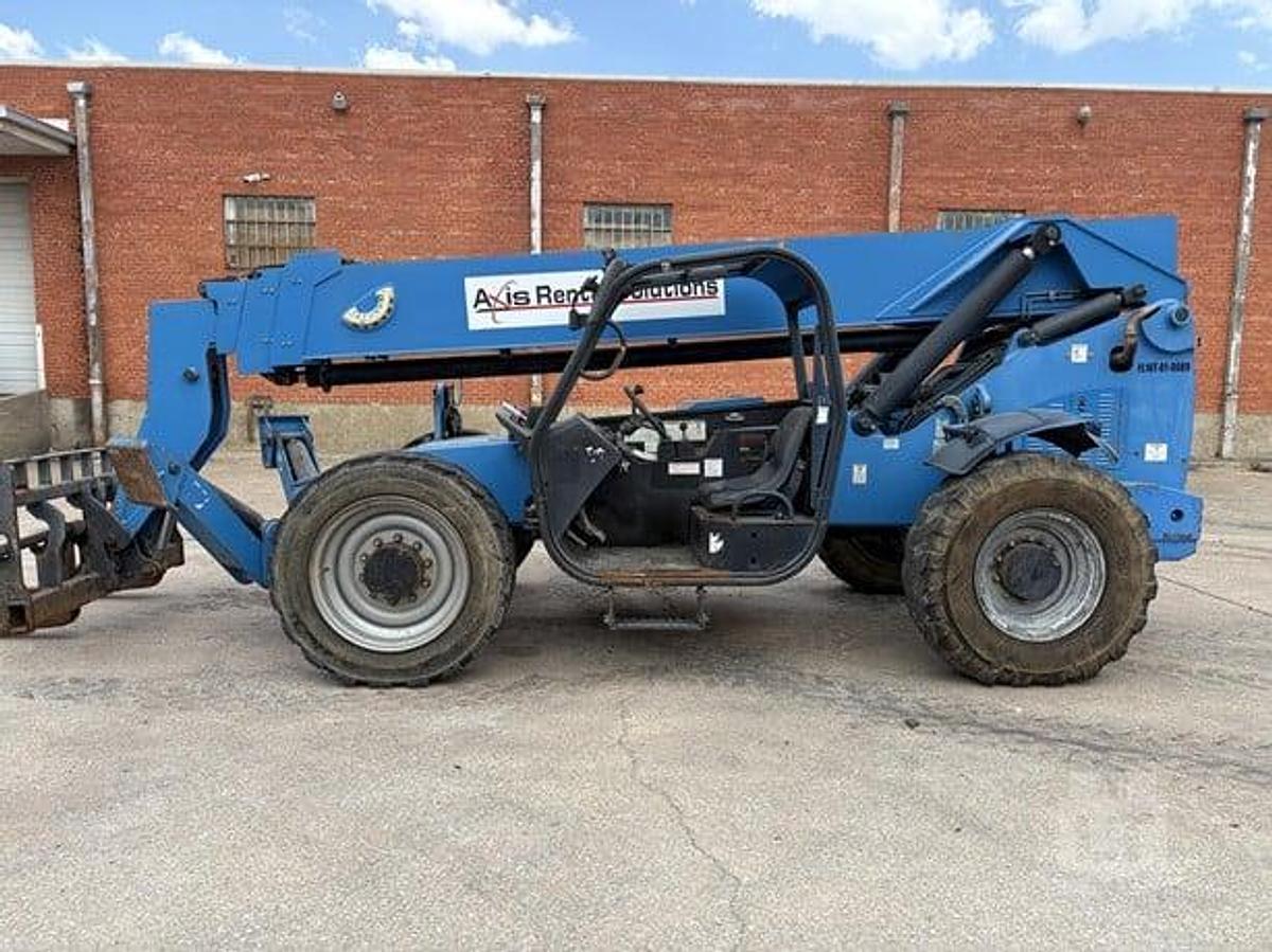 Used 2014 Genie GTH1056