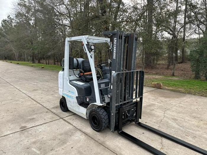 Used 2016 Nissan  MAP1F2A25DV