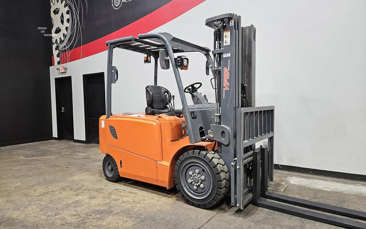 Used 2017 VIPER FB35
