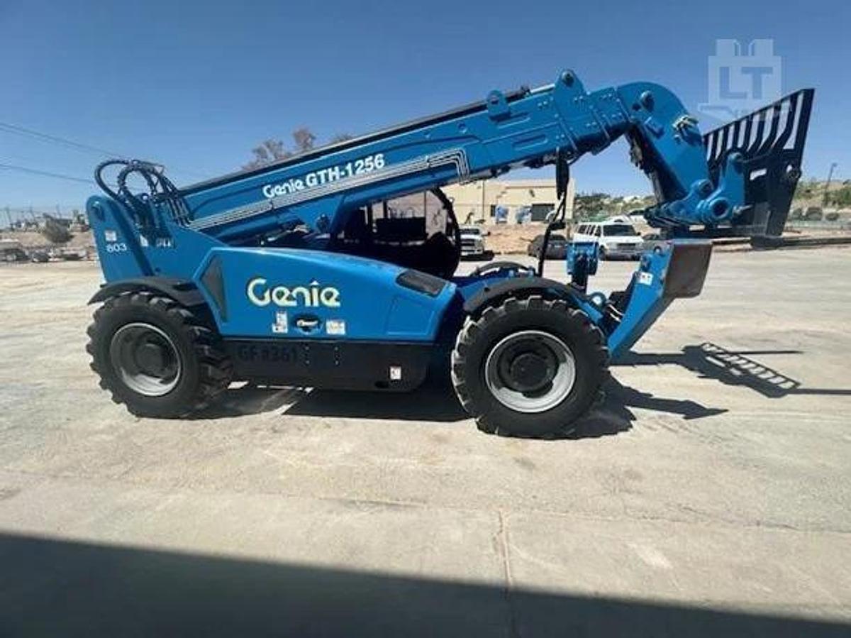 Used 2021 Genie GTH1256