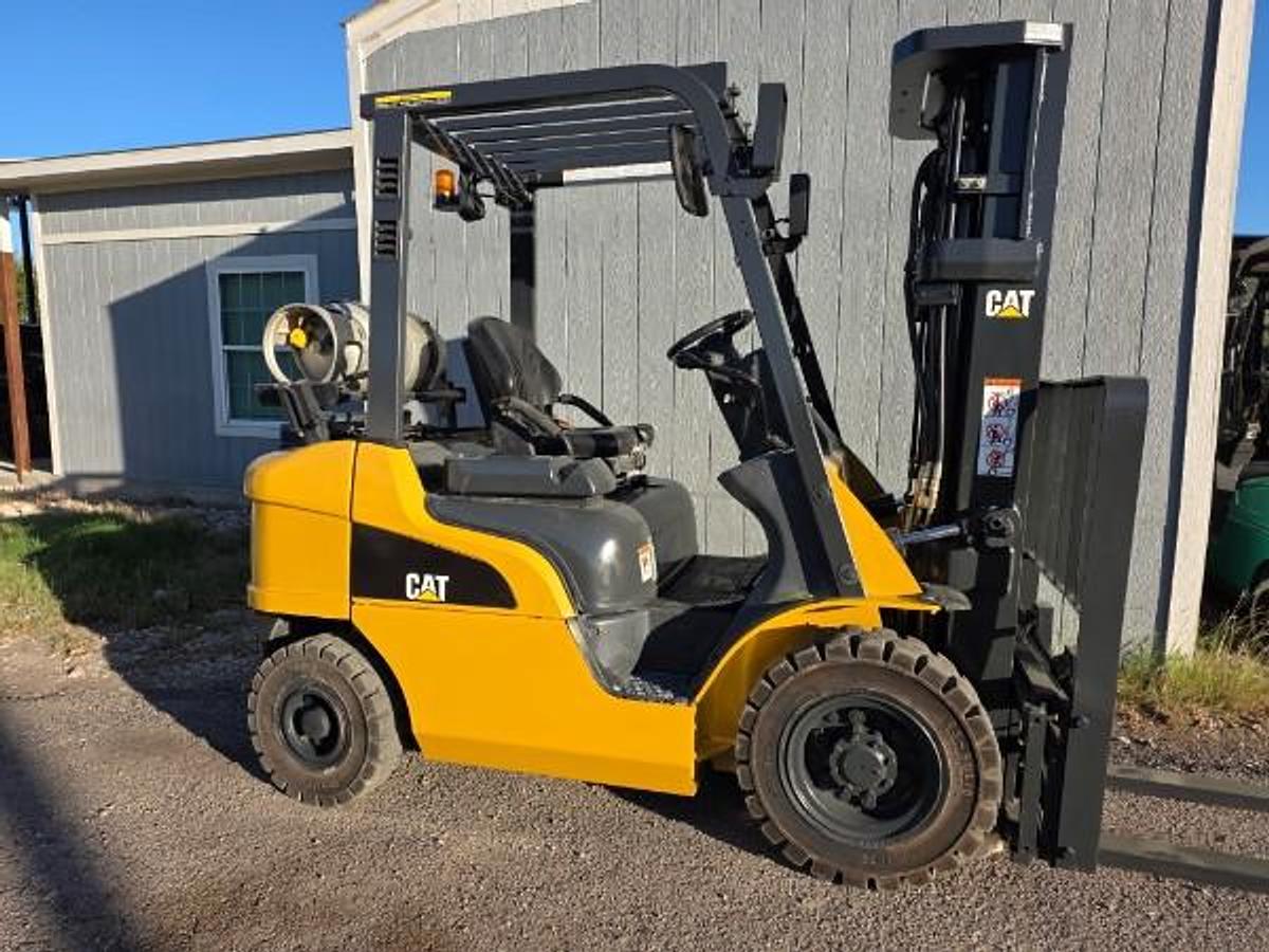 Refurbished 2019 CAT GP25N