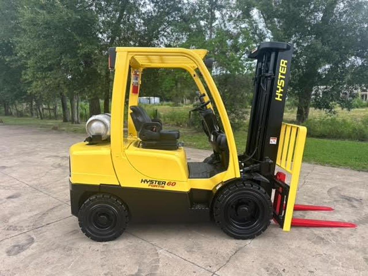 Refurbished RECONDITIONED: 2012 Hyster H60FT