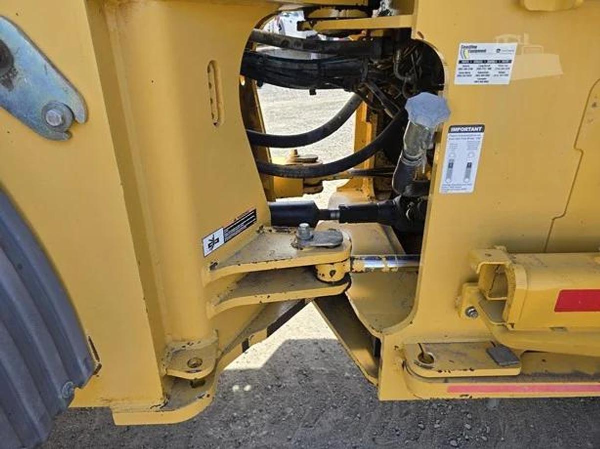 Used 2007 DEERE 644J