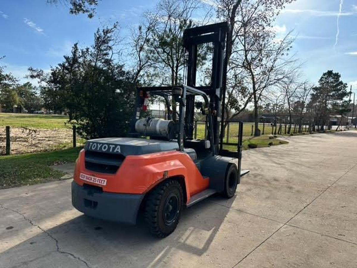 Refurbished 2016 Toyota 8FG80U