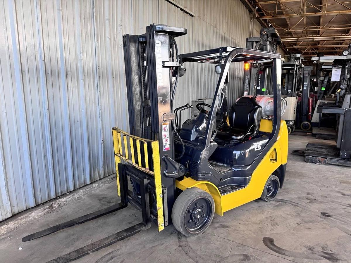 Used 2012 Komatsu FG25ST-16