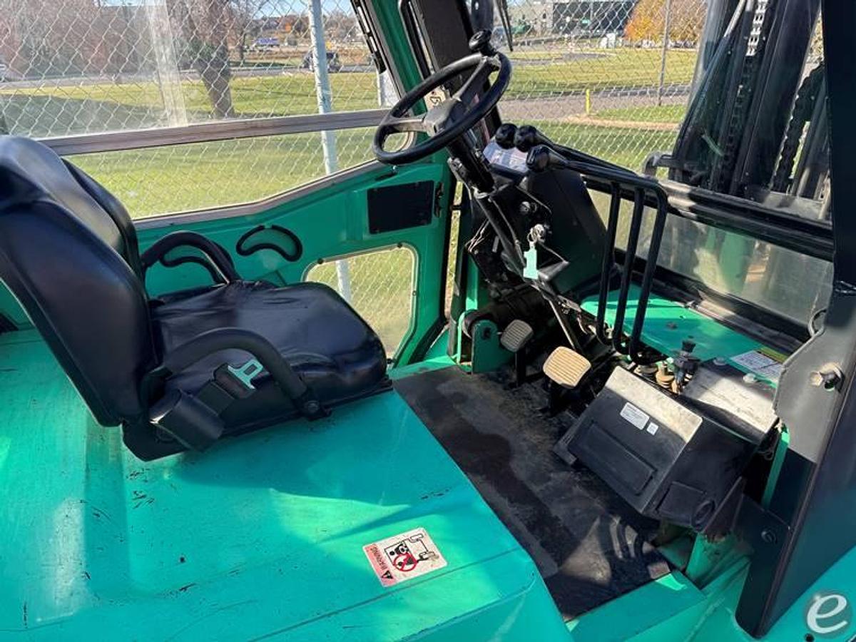 Used 2009 Mitsubishi FG40K