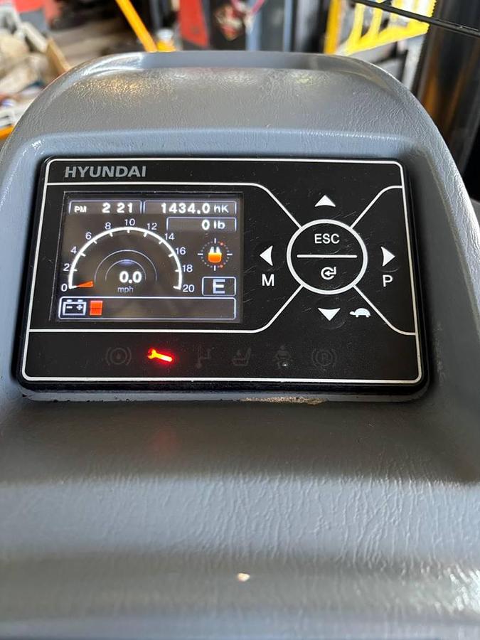 Used 2023 Hyundai 20BPR-9
