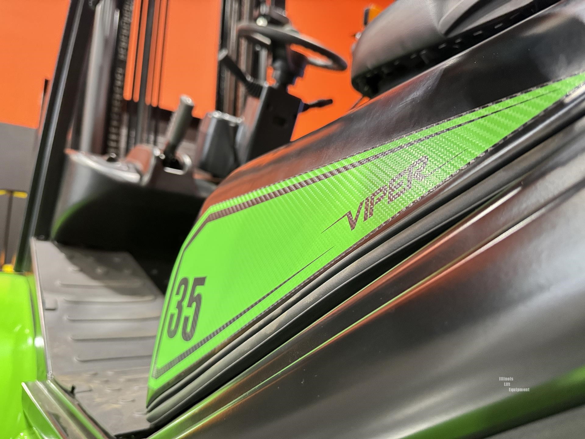 2027 VIPER RTD35F-2