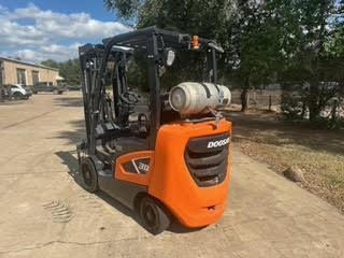 2022 Doosan GC30S