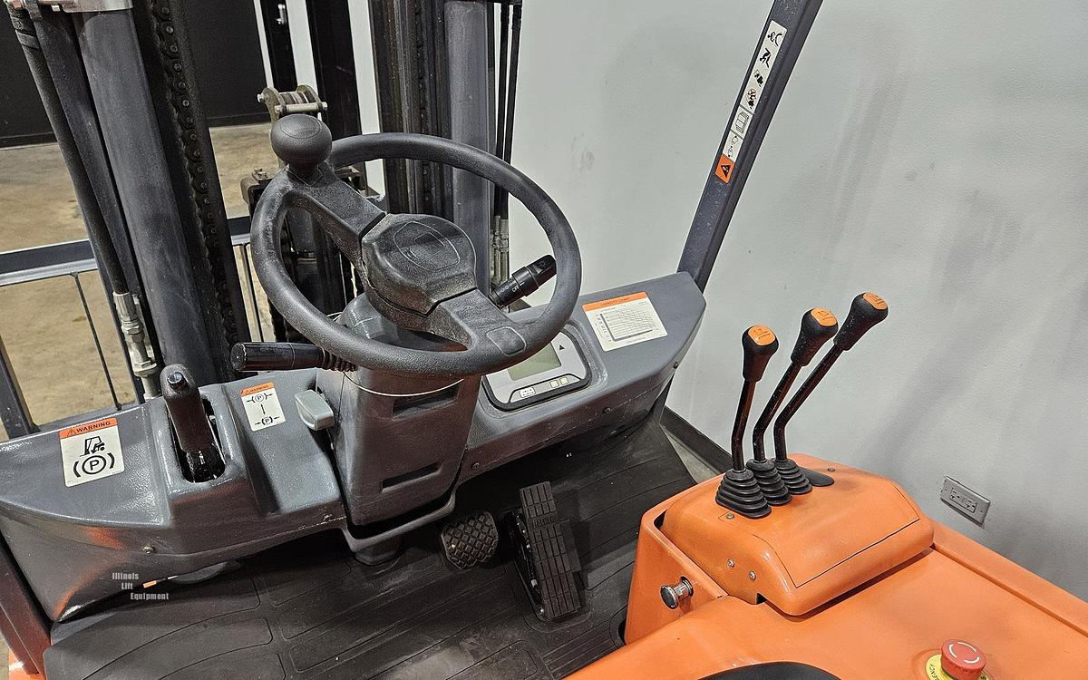 Used 2017 VIPER FB35