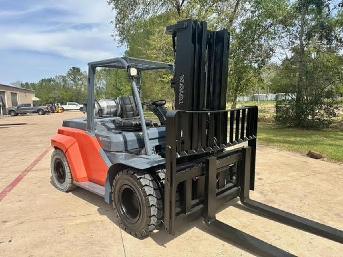 Refurbished 2015 Toyota 8FG70U