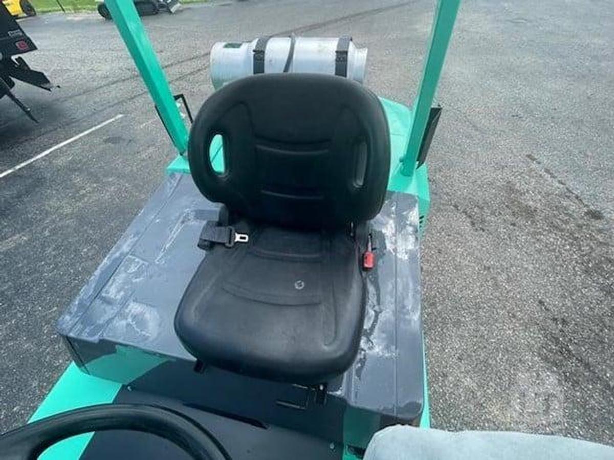 Used 2000 Mitsubishi FG35