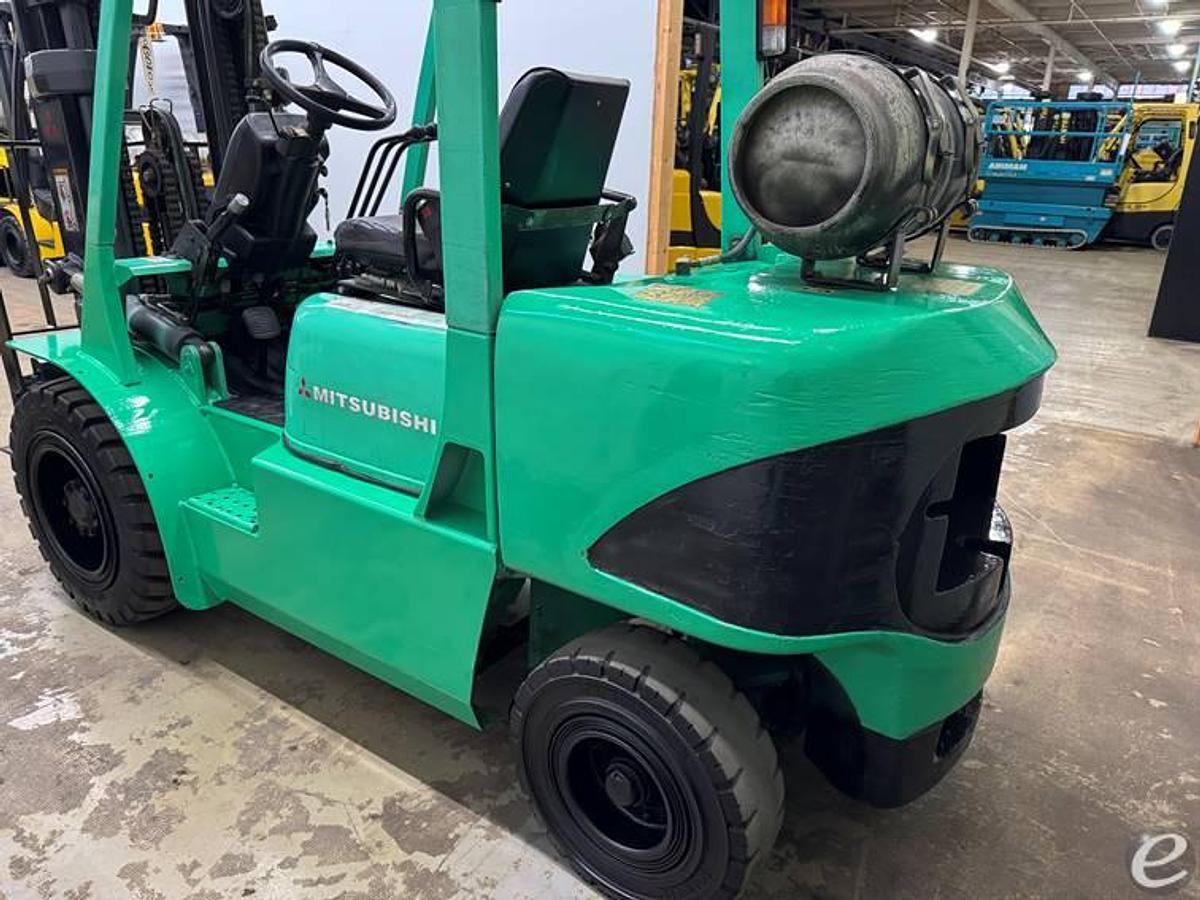 Refurbished 2020 Mitsubishi FG30K