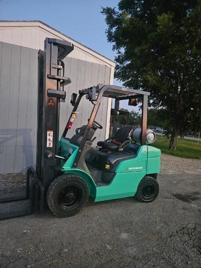 Refurbished 2020 Mitsubishi FG25N