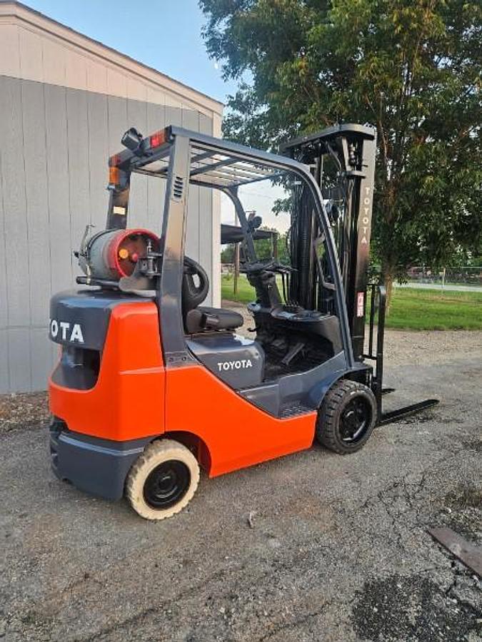 Refurbished 2010 Toyota 8FGCU25