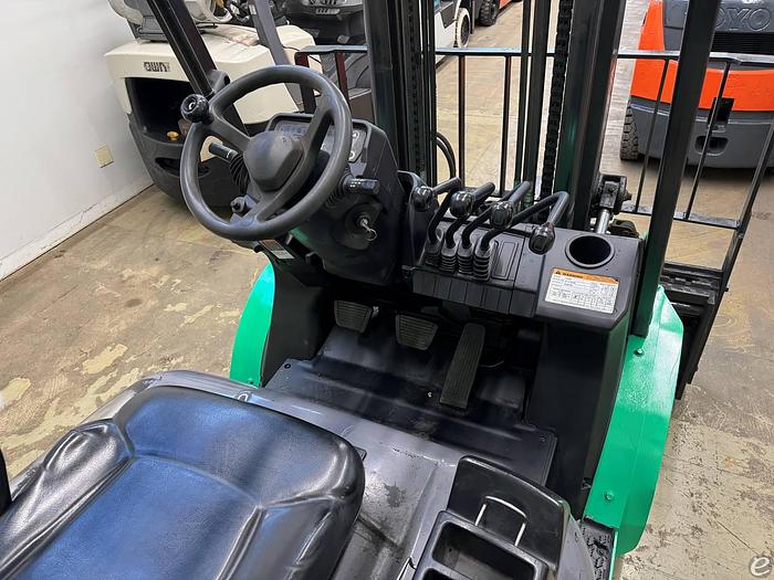 Used 2011 Mitsubishi FG30N