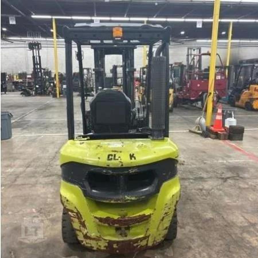 Used 2019 Clark S25D W/ WARRANTY