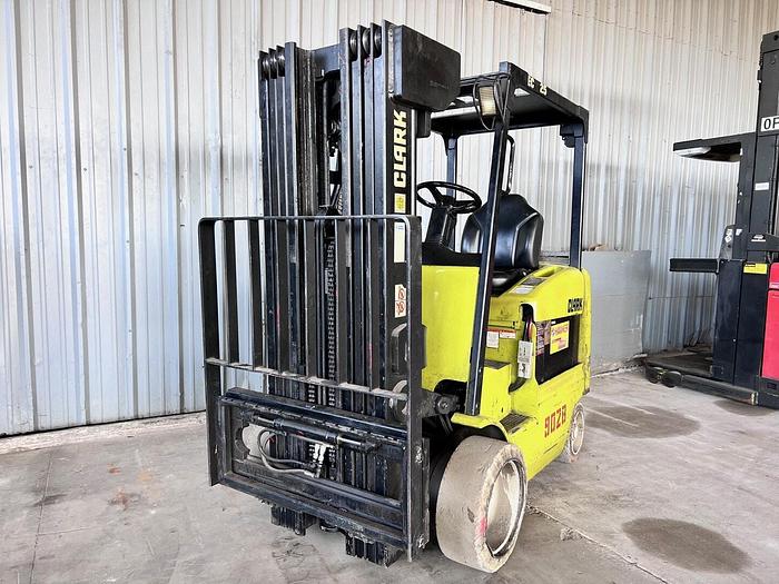 Used 2005 Clark ECG25