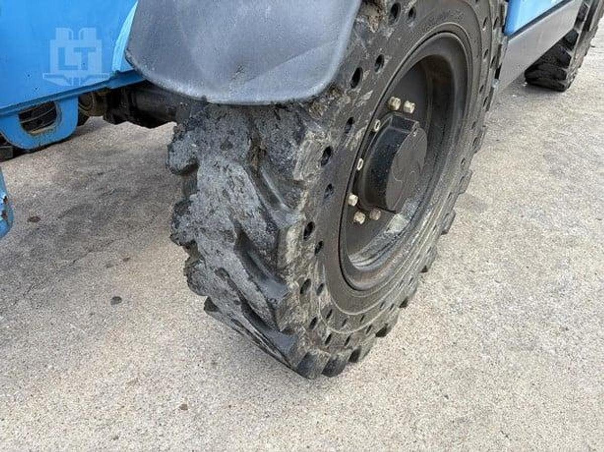 Used 2016 Genie GTH844