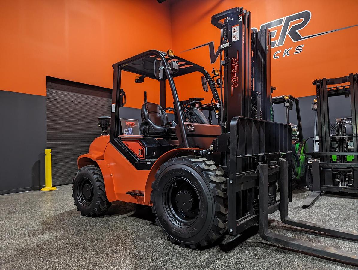 2026 Viper RTD30 Rough Terrain Forklift w CAB!