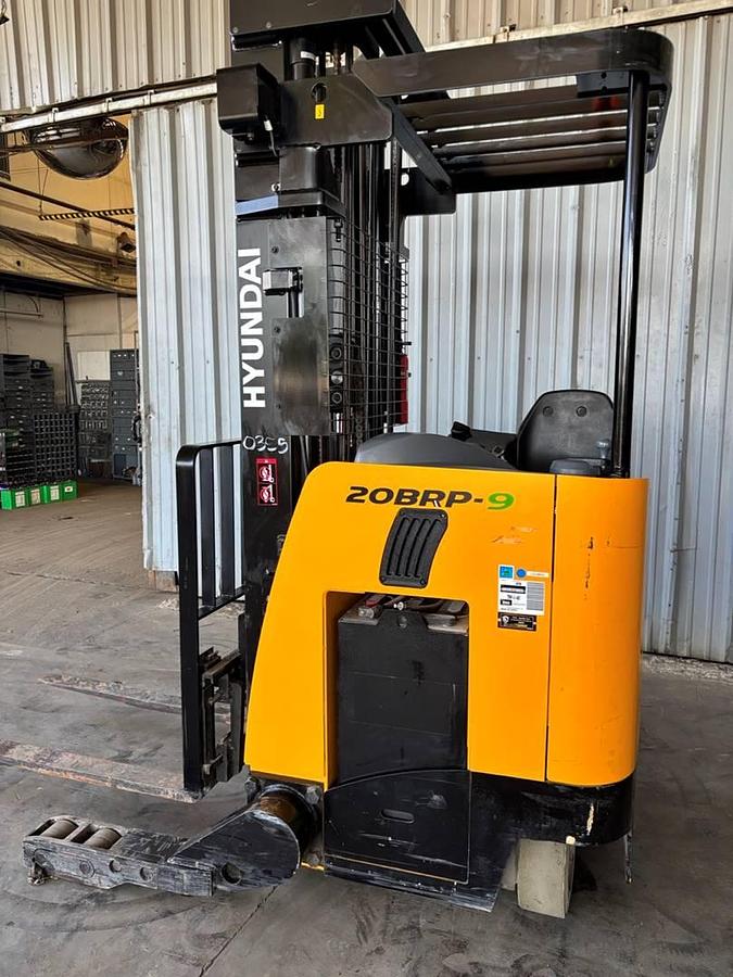 Used 2023 Hyundai 20BPR-9