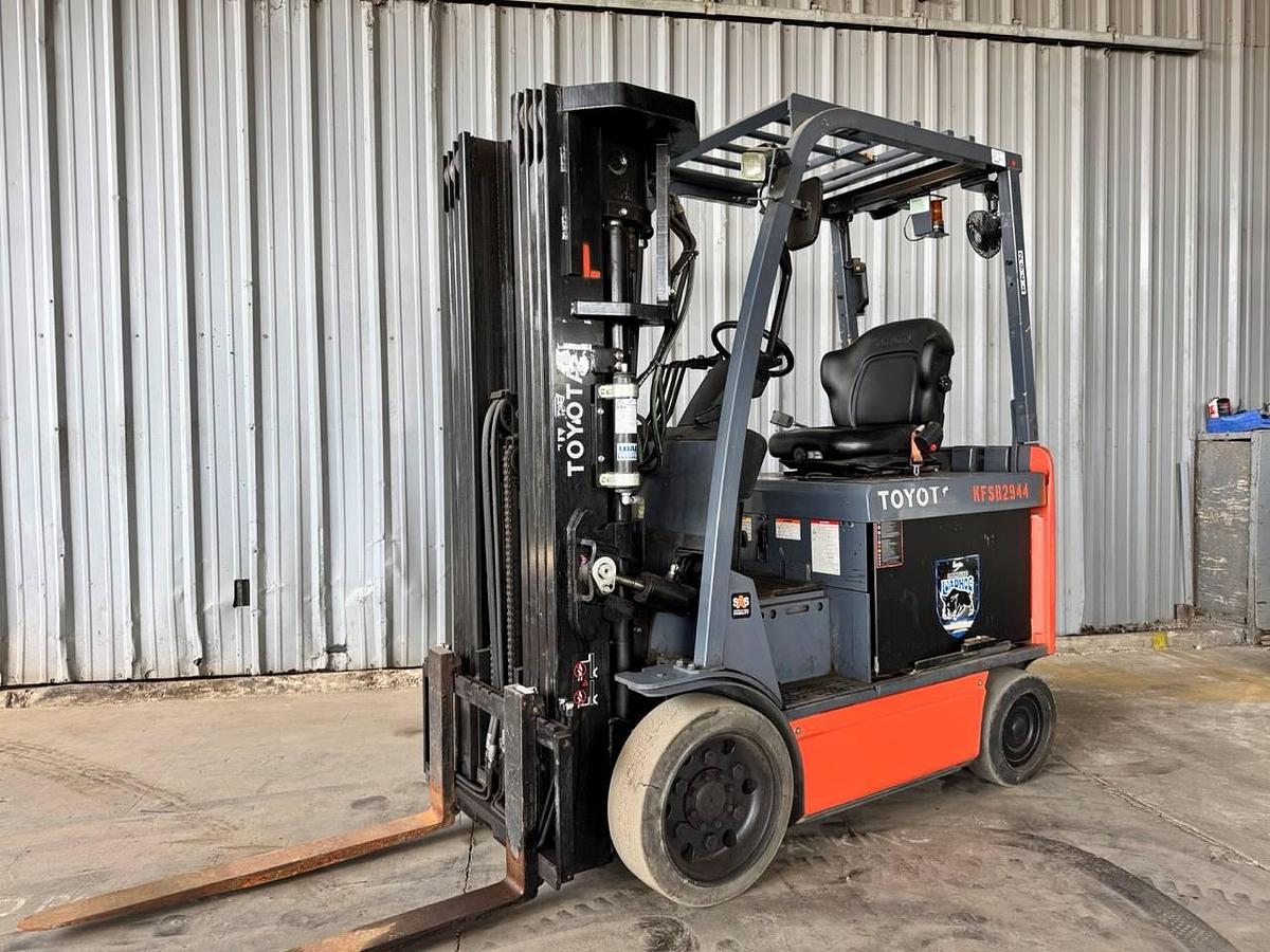 Refurbished RECONDITIONED: 201 Toyota 5,000 Lb. Electric Forklift! 36 OR 48 Volt!