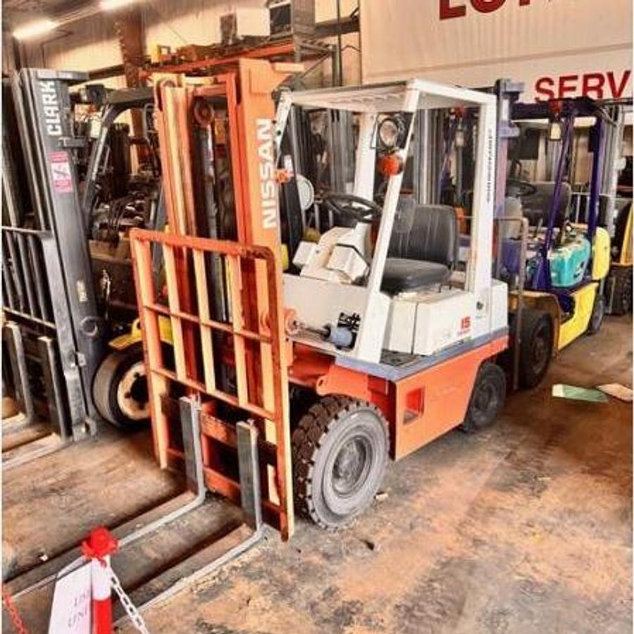 Used 2000 Nissan NH01M15