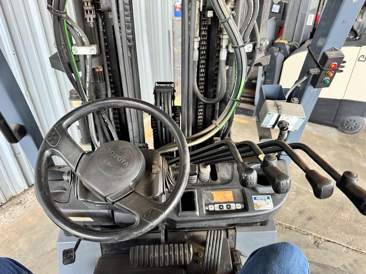 Refurbished RECONDITIONED: 201 Toyota 5,000 Lb. Electric Forklift! 36 OR 48 Volt!