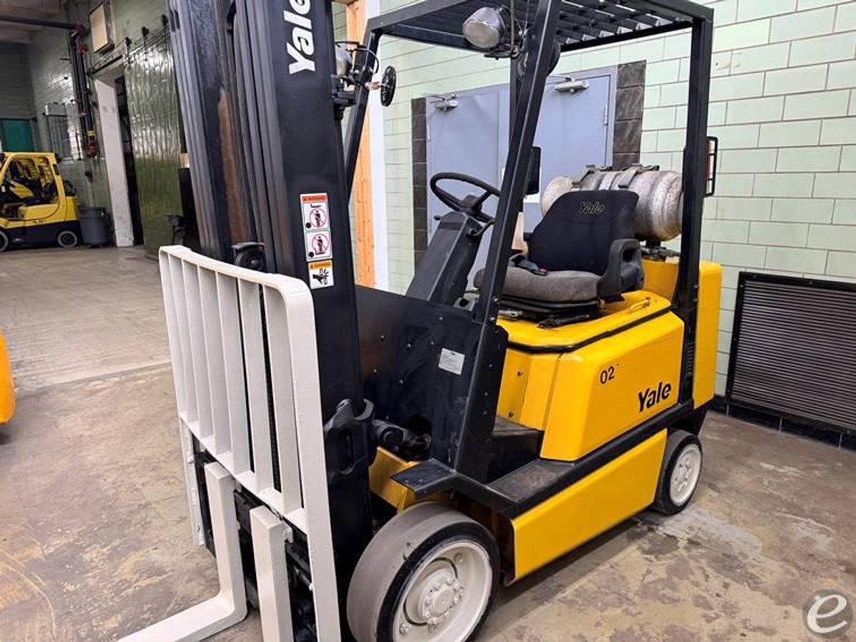 Refurbished Yale GLC050TG Warehouse Lift: Ready to Work!